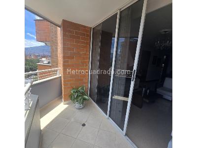 Apartamento en venta en Laureles, Medellín · foto 3 de 20