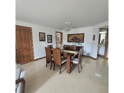 Apartamento en venta en Laureles, Medellín · foto 9 de 20