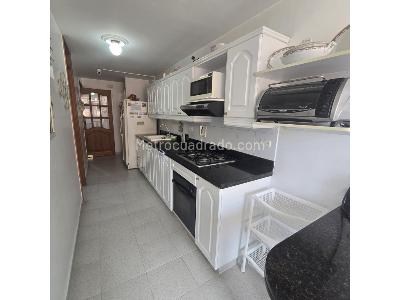 Apartamento en venta en Laureles, Medellín · foto 11 de 20