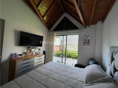 Casa de 4 alcobas en venta en Los Alcazares, Sabaneta, 210 m² · foto 20 de 20