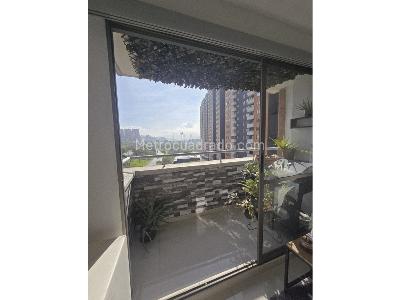 Apartamento de 3 alcobas en venta en Niquia, Bello, 76 m² · foto 2 de 20