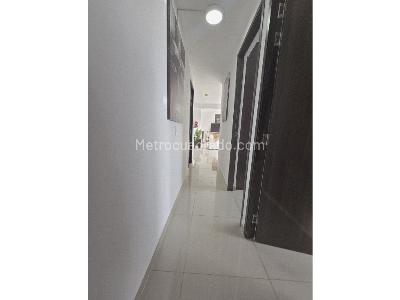 Apartamento de 3 alcobas en venta en Niquia, Bello, 76 m² · foto 14 de 20