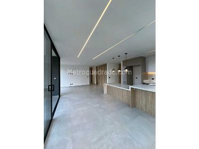 Apartamento en venta en Castropol, Medellín · foto 3 de 20
