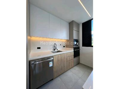 Apartamento en venta en Castropol, Medellín · foto 4 de 20