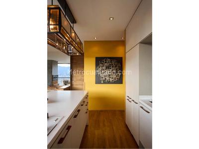 Apartamento de 2 alcobas en venta en Transversal Inferior, Medellín, 150 m² · foto 7 de 20
