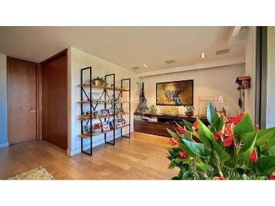 Apartamento de 3 alcobas en venta en El Poblado, Medellín, 220 m² · foto 6 de 18