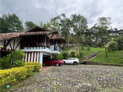 Casa de 5 alcobas en venta en El Poblado, Medellín · foto 17 de 20