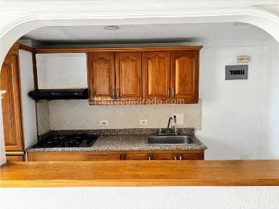 Apartamento en venta en Laureles, Medellín · foto 3 de 18