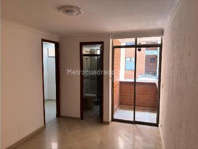 Apartamento en venta en Laureles, Medellín · foto 12 de 18
