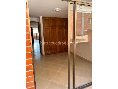 Apartamento en venta en Laureles, Medellín · foto 14 de 18