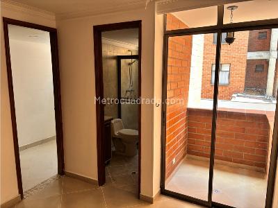 Apartamento en venta en Laureles, Medellín · foto 16 de 18