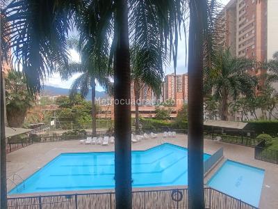 Apartamento de 5 alcobas en venta en Loma De Los Bernal, Medellín, 109 m² · foto 6 de 6