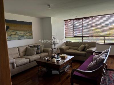 Apartamento en venta en El Poblado, Medellín · foto 4 de 12