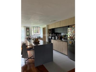 Apartamento en venta en El Poblado, Medellín · foto 6 de 12