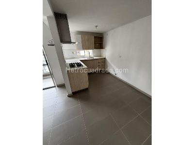 Apartamento en venta en Loma De Los Bernal, Medellín · foto 3 de 12
