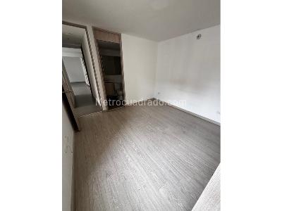 Apartamento en venta en Loma De Los Bernal, Medellín · foto 7 de 12