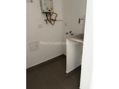 Apartamento en venta en Loma De Los Bernal, Medellín · foto 12 de 12