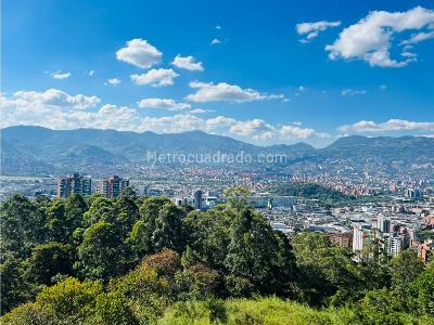 Apartamento de 3 alcobas en venta en Las Palmas, Medellín, 130 m² · foto 2 de 20