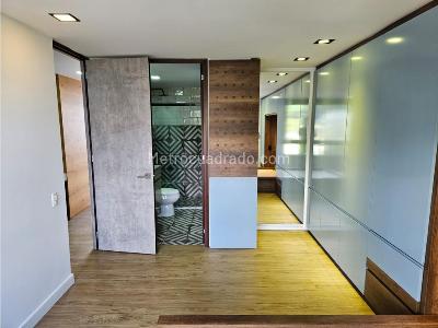 Apartamento en venta en El Poblado, Medellín · foto 6 de 13