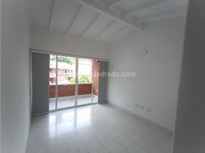 Casa de 3 alcobas en venta en La Mota, Medellín, 180 m² · foto 12 de 20