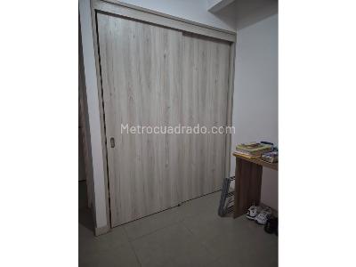 Apartamento en venta en Loma De Los Bernal, Medellín · foto 9 de 13