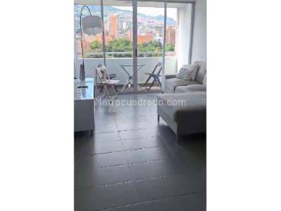 Apartamento de 2 alcobas en venta en La Floresta, Medellín, 53 m² · foto 2 de 10