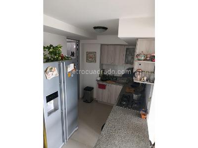 Apartamento en venta en Suramerica, Itagüí · foto 3 de 9