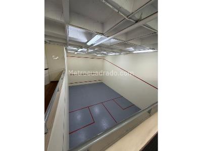 Apartamento en venta en Loma De Los Bernal, Medellín · foto 13 de 17