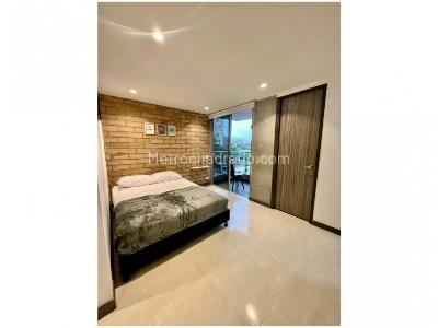 Apartaestudio en venta en El Poblado, Medellín, 38 m² · foto 3 de 9