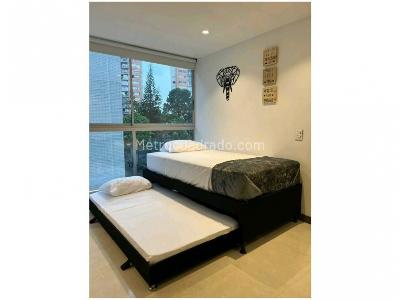 Apartaestudio en venta en El Poblado, Medellín, 38 m² · foto 5 de 9