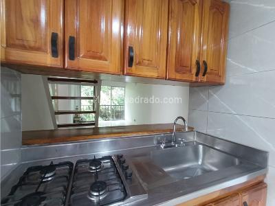 Apartamento de 3 alcobas en venta en Belen Miravalle, Medellín, 72 m² · foto 9 de 20