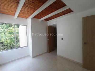 Apartamento de 3 alcobas en venta en Belen Miravalle, Medellín, 72 m² · foto 12 de 20
