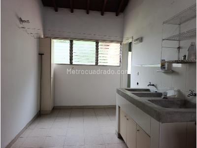 Apartamento de 3 alcobas en venta en Villa De Aburra, Medellín, 117 m² · foto 5 de 15