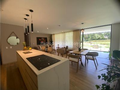 Apartamento de 2 alcobas en venta en Sajonia, Rionegro, 127 m² · foto 2 de 12
