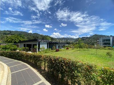 Apartamento de 2 alcobas en venta en Sajonia, Rionegro, 127 m² · foto 10 de 12