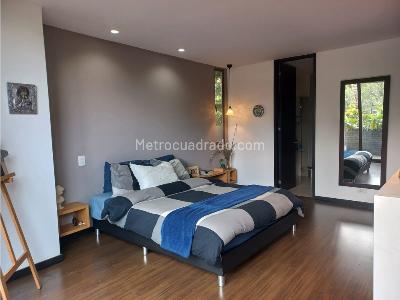 Apartamento de 2 alcobas en venta en El Poblado, Medellín, 104 m² · foto 5 de 13