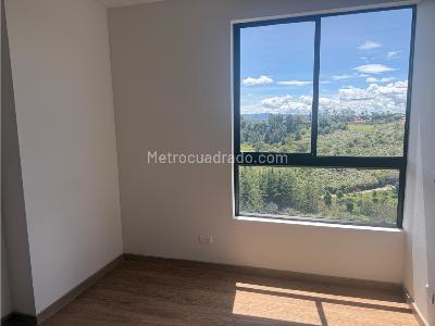 Apartamento de 2 alcobas en venta en Aeropuerto, Rionegro, 76 m² · foto 9 de 13