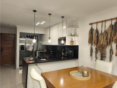 Casa de 3 alcobas en venta en Camino Verde, Envigado, 105 m² · foto 3 de 13