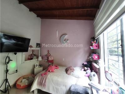 Casa de 3 alcobas en venta en Camino Verde, Envigado, 105 m² · foto 4 de 13