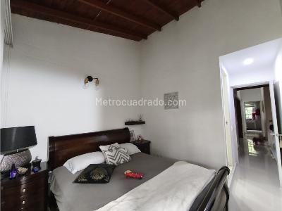 Casa de 3 alcobas en venta en Camino Verde, Envigado, 105 m² · foto 8 de 13