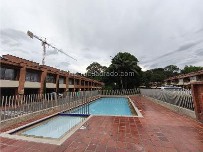 Casa de 3 alcobas en venta en Camino Verde, Envigado, 105 m² · foto 12 de 13