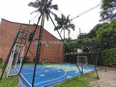 Casa de 3 alcobas en venta en Camino Verde, Envigado, 105 m² · foto 13 de 13