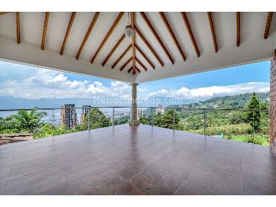 Casa de 5 alcobas en venta en Las Palmas, Medellín, 817 m² · foto 4 de 20