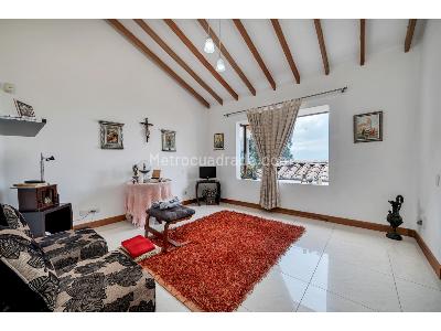Casa de 5 alcobas en venta en Las Palmas, Medellín, 817 m² · foto 14 de 20