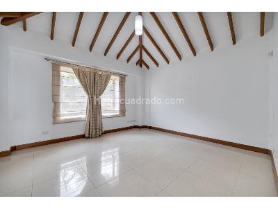 Casa de 5 alcobas en venta en Las Palmas, Medellín, 817 m² · foto 15 de 20