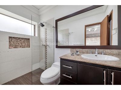 Casa de 5 alcobas en venta en Las Palmas, Medellín, 817 m² · foto 17 de 20
