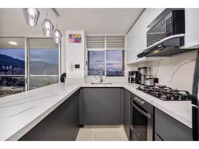 Apartamento en venta en El Poblado, Medellín · foto 11 de 13