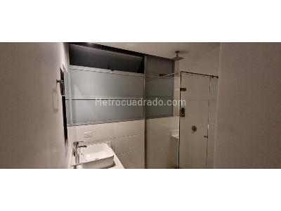 Apartamento en arriendo en Lalinde, Medellín · foto 10 de 20