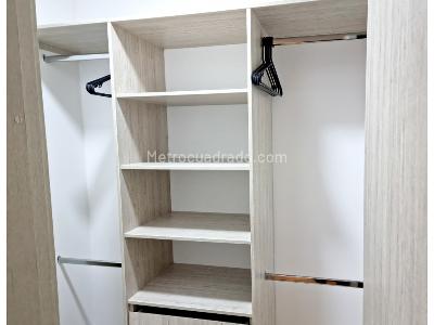 Apartamento en arriendo en Lalinde, Medellín · foto 14 de 20