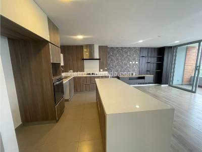 Apartamento de 3 alcobas en arriendo en Loma De Las Brujas, Envigado, 205 m² · foto 5 de 20